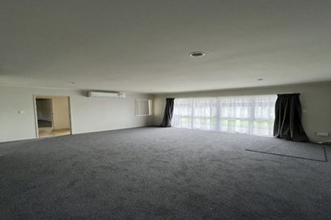 Photo of property in 52 Milson Drive, Papakura, 2110