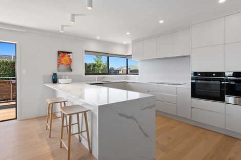 Photo of property in 100 Hamurana Road, Omokoroa, 3114