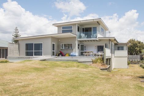 Photo of property in 73 Shaw Road, Waihi Beach, 3611