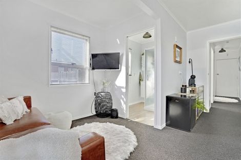 Photo of property in 65 Lewis Street, Glenview, Hamilton, 3206