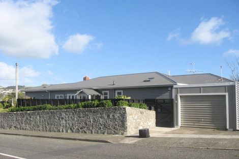Photo of property in 15 Thornley Street, Titahi Bay, Porirua, 5022