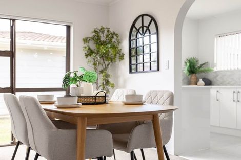 Photo of property in 2/126 Carruth Road, Papatoetoe, Auckland, 2025