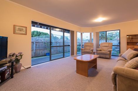 Photo of property in 313 Gravatt Road, Papamoa Beach, Papamoa, 3118