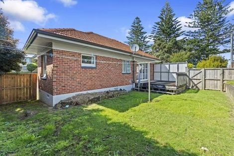 Photo of property in 4 Alloway Street, Westgate, Auckland, 0614