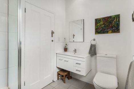 Photo of property in 30 Lambeth Road, Mount Eden, Auckland, 1041