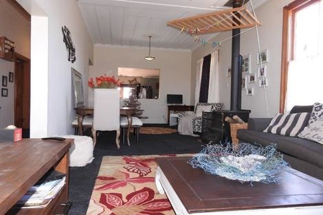 Photo of property in 10 Humber Street, Rongotea, 4476