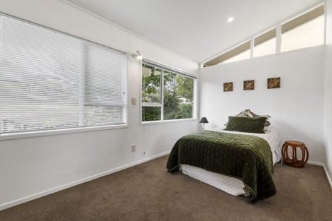 Photo of property in 7 Hume Drive, Hillcrest, Auckland, 0627