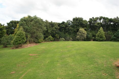 Photo of property in 236 Kiwitahi Road, Helensville, 0875