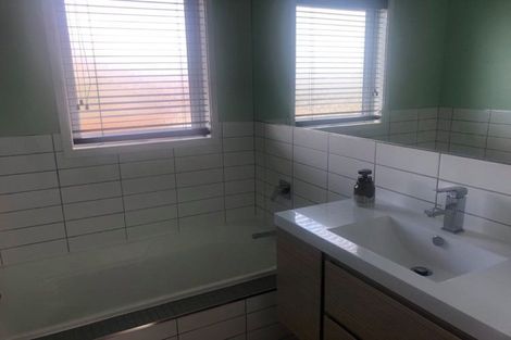 Photo of property in 11 Jasmine Grove, Maungaraki, Lower Hutt, 5010