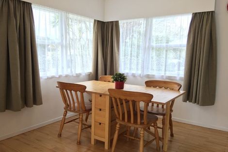 Photo of property in 22 Lynden Avenue, Hillcrest, Auckland, 0627