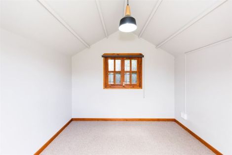 Photo of property in 77 Pacific Drive, Fitzherbert, Palmerston North, 4410