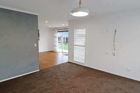 Photo of property in 6 Fenwick Crescent, Wallaceville, Upper Hutt, 5018