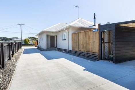 Photo of property in 5 Tupoki Street, Glen Avon, New Plymouth, 4312