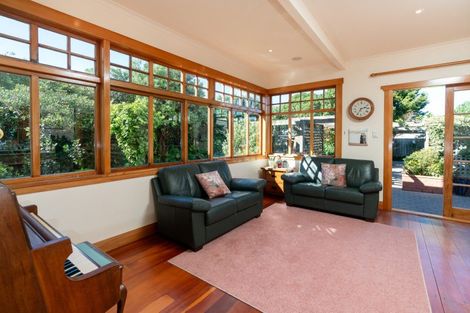 Photo of property in 9 Falkirk Avenue, Seatoun, Wellington, 6022