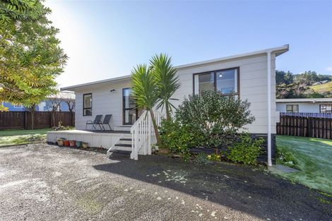 Photo of property in 12 Hookway Grove, Paraparaumu, 5032