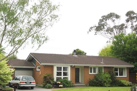 Photo of property in 5 Leighton Place, Redwood, Christchurch, 8051