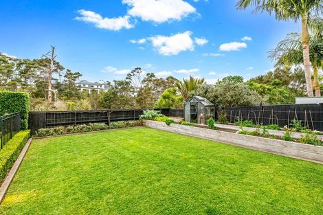 Photo of property in 95 Aberley Road, Schnapper Rock, Auckland, 0632