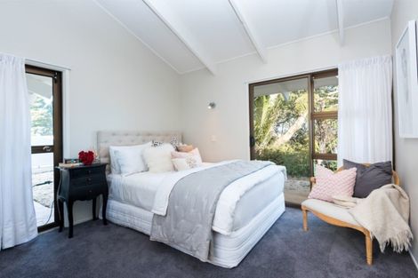 Photo of property in 214 Alfriston Ardmore Road, Ardmore, Papakura, 2582