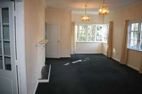 Photo of property in 38 Ngaio Road, Kelburn, Wellington, 6012