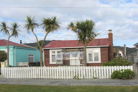 Photo of property in 37 Blake Street, Blaketown, Greymouth, 7805