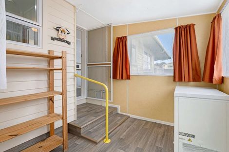 Photo of property in 19 Tainui Street, Castlecliff, Whanganui, 4501