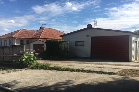 Photo of property in 94 Forest Lake Road, Forest Lake, Hamilton, 3200