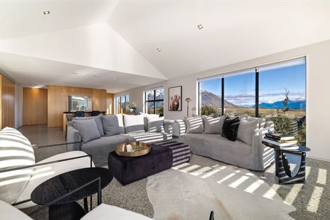 Photo of property in 1 Mckellar Drive, Jacks Point, Queenstown, 9371