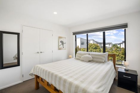 Photo of property in 7 Observation Green, Hobsonville, Auckland, 0616