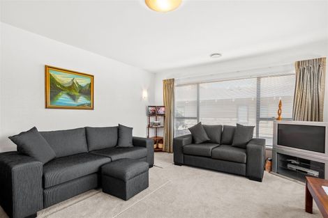 Photo of property in 10 Tatyana Place, Massey, Auckland, 0614