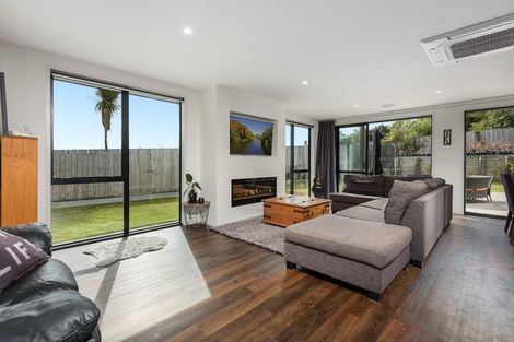 Photo of property in 11 Ellesmere Close, Pyes Pa, Tauranga, 3112