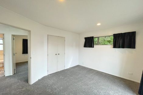 Photo of property in 39 Amberley Avenue, Te Atatu South, Auckland, 0610