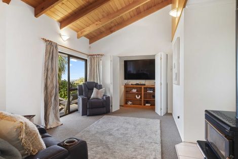 Photo of property in 118 Paparata Road, Bombay, 2675