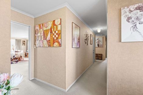 Photo of property in 5 Boston Parade, Kelvin Grove, Palmerston North, 4414