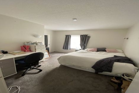 Photo of property in 2/161 Glenmore Street, Kelburn, Wellington, 6012