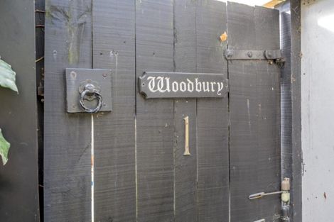 Photo of property in 1 Kohutuhutu Road, Raumati Beach, Paraparaumu, 5032