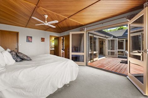 Photo of property in 40 Rock Isle Road, Torbay, Auckland, 0630