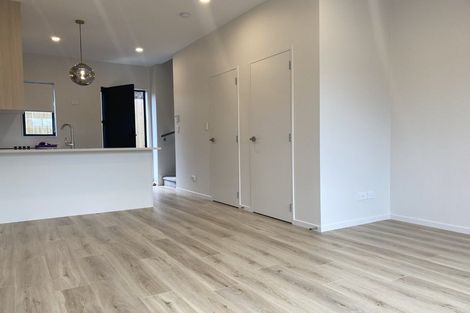 Photo of property in 5/35 Renata Crescent, Te Atatu Peninsula, Auckland, 0610