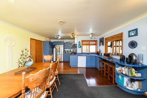 Photo of property in 15 Rangiotu Road, Himatangi, Palmerston North, 4477
