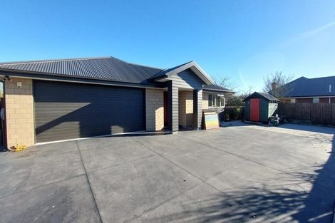 Photo of property in 5 Oak Tree Lane, Rangiora, 7400
