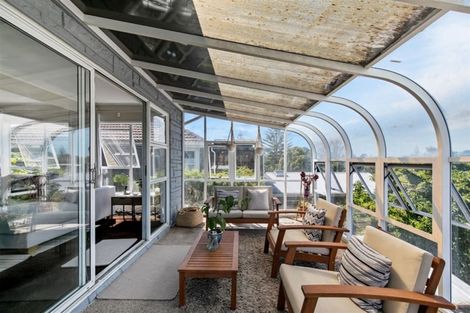 Photo of property in 28 Weldene Avenue, Glenfield, Auckland, 0629