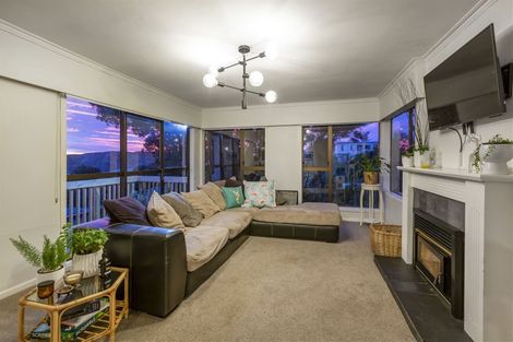 Photo of property in 36 Kiriwai Road, Paremata, Porirua, 5024