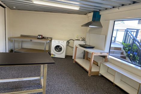 Photo of property in 2/31 Clovelly Road, Bucklands Beach, Auckland, 2012