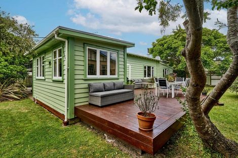 Photo of property in 5 Mason Street, Moera, Lower Hutt, 5010