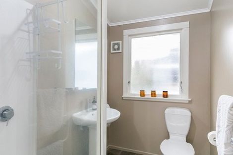 Photo of property in 13 Ngaio Gorge Road, Ngaio, Wellington, 6035