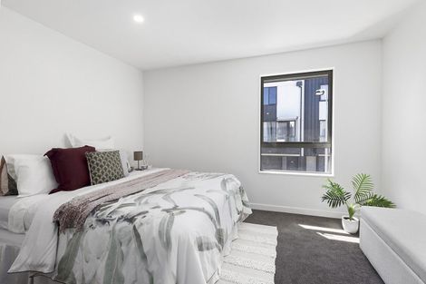 Photo of property in 32 John Street, Stokes Valley, Lower Hutt, 5019