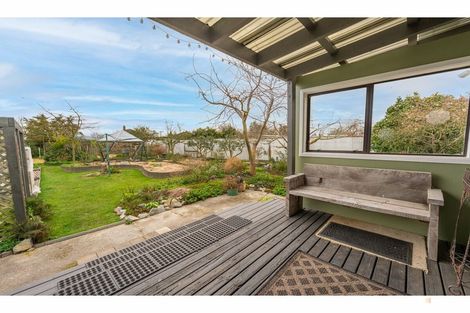 Photo of property in 8 Moorhouse Street, Waimate, 7924