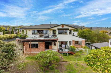 Photo of property in 81 Hikanui Drive, Havelock North, 4130