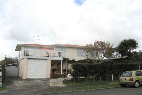 Photo of property in 12 Cheam Place, Pakuranga Heights, Auckland, 2010