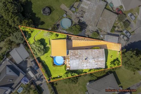 Photo of property in 8 Miro Place, Waiuku, 2123