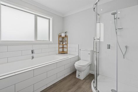 Photo of property in 156 Endeavour Drive, Whitby, Porirua, 5024